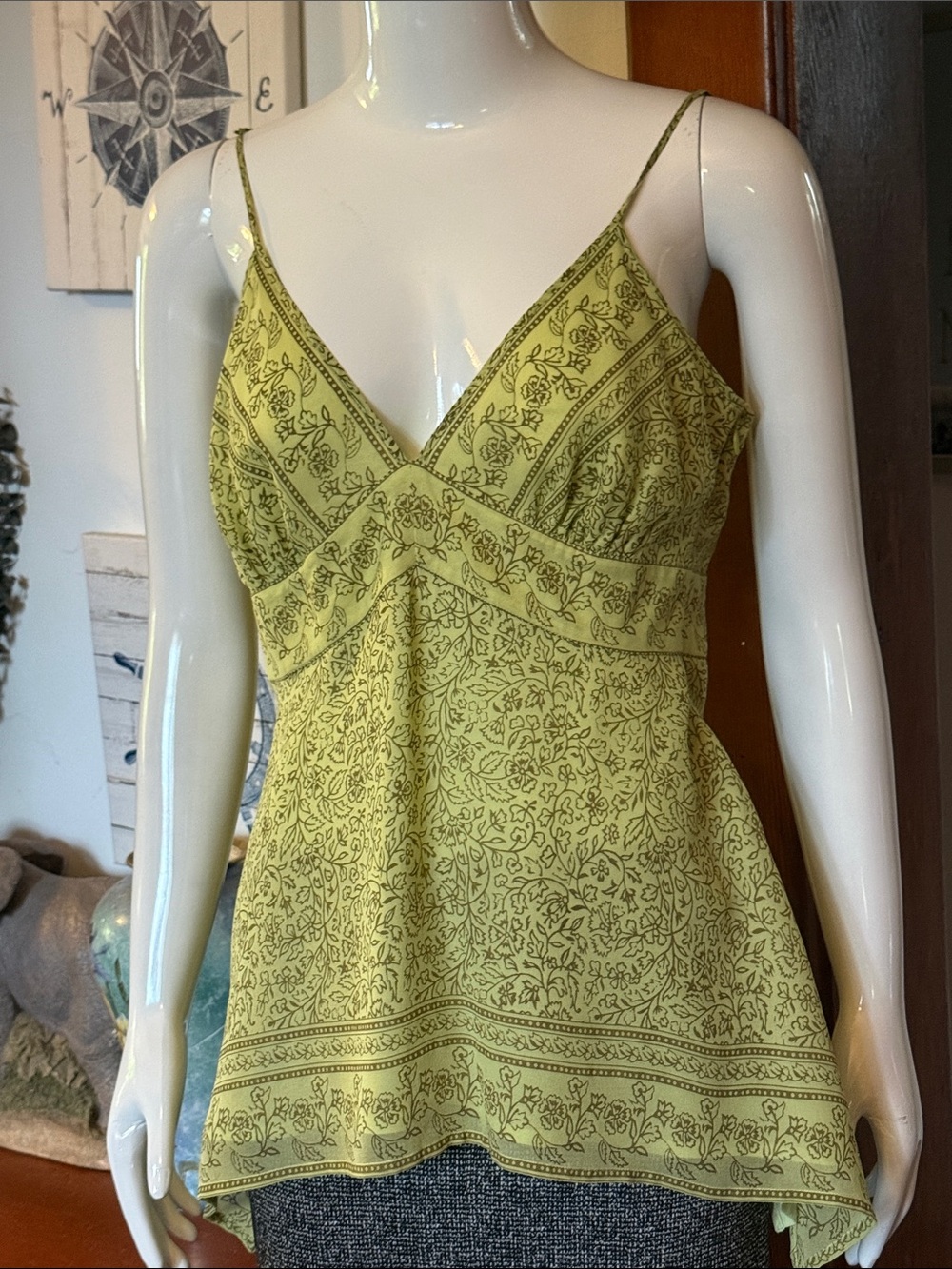 Banana republic size 10 Light Olive Green Printed Spaghetti-Strap Camisole Top